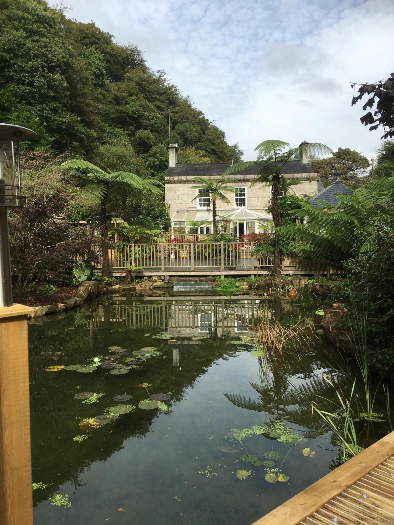 ホテル The Waterwheel セント・オーステル エクステリア 写真