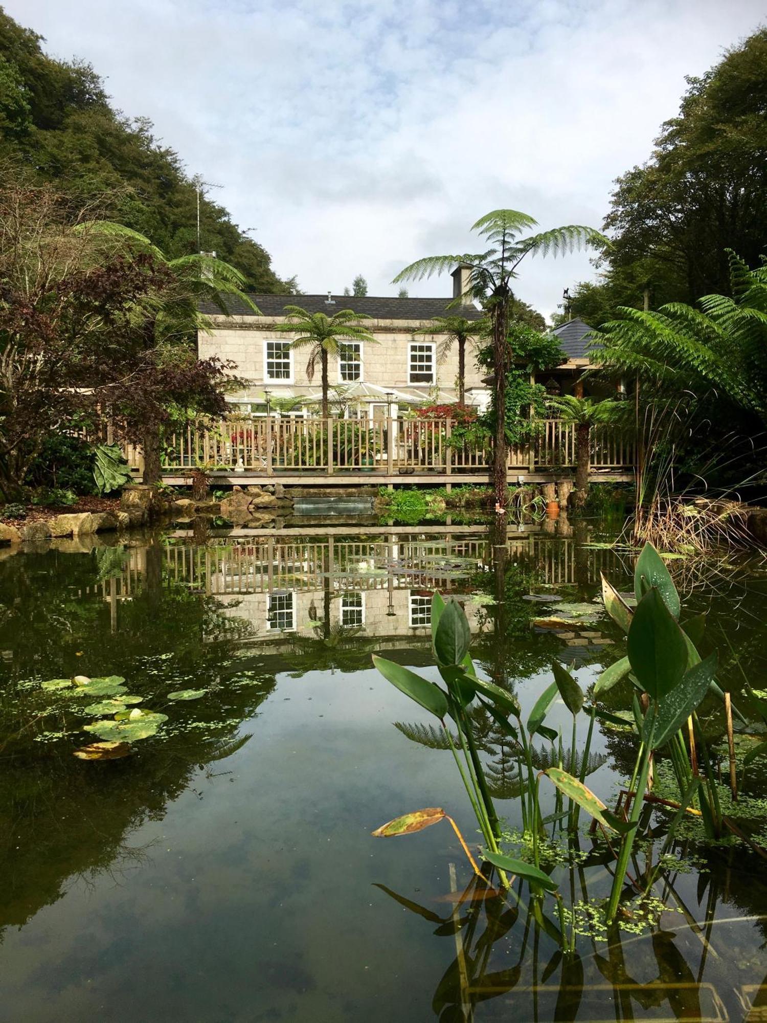 ホテル The Waterwheel セント・オーステル エクステリア 写真