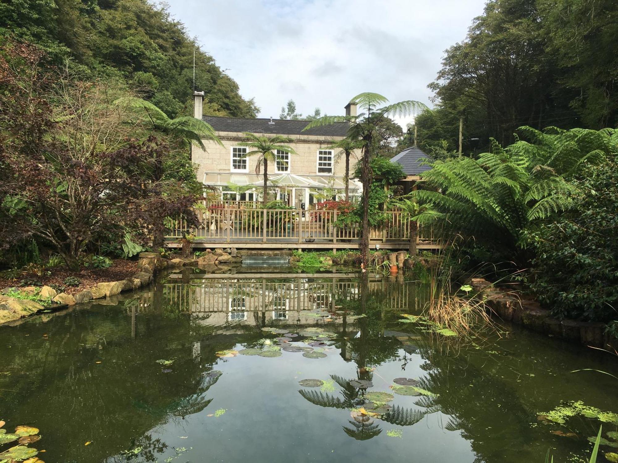 ホテル The Waterwheel セント・オーステル エクステリア 写真